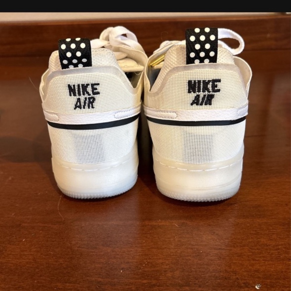 Nike Air Force 1s Size 6.5 women's 5 Youth